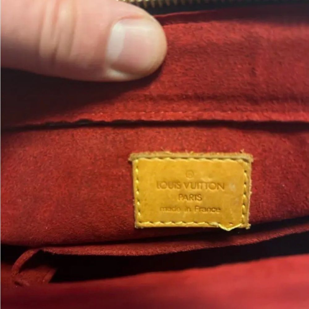 Authentic Louis Vuitton Red Interior with Gold Tag - Picture 4 of 9